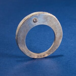 Anillo de plata creado artesanalmente pieza única