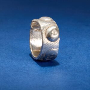 Anillo de plata creado artesanalmente pieza única